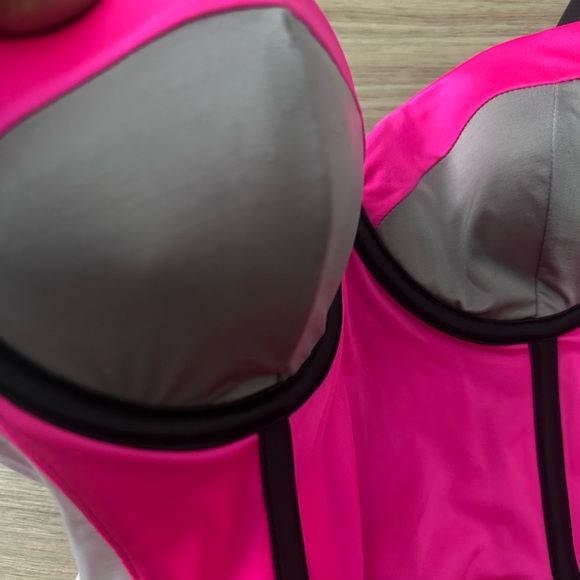 Victorias Secret Sexy HOT PINK Corset Bustier Lingerie 34B - Picture 9 of 9